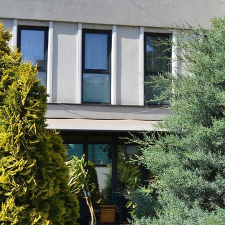 The Classic Buzau Exterior photo