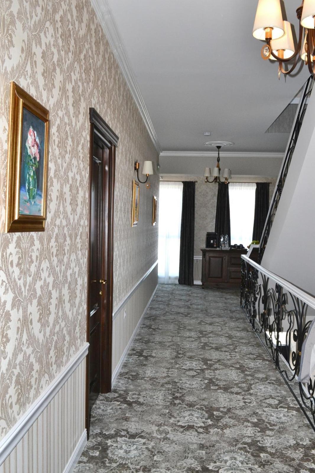 The Classic Buzau Exterior photo