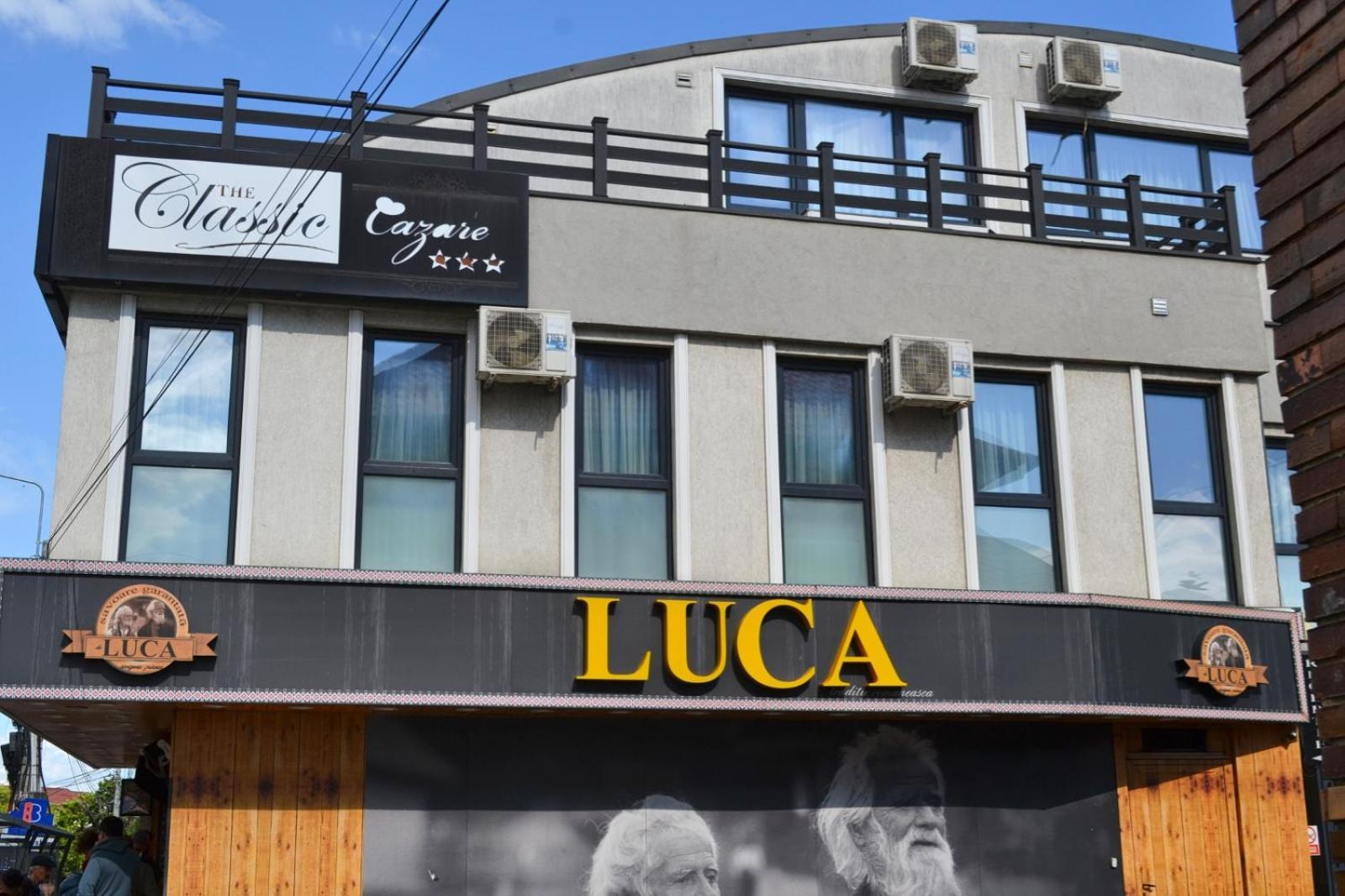 The Classic Buzau Exterior photo