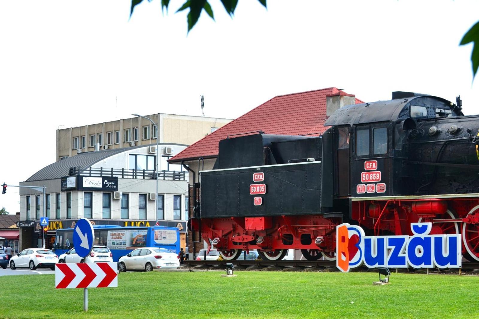 The Classic Buzau Exterior photo